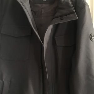 Awesome Michael Kors jacket light weight rain Resistant